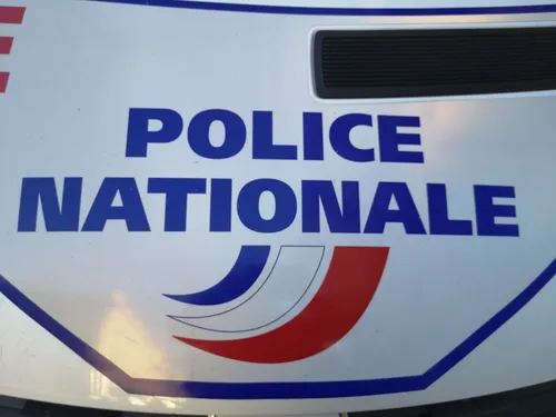 Metz-Borny : un homme tire sur sa compagne en pleine rue